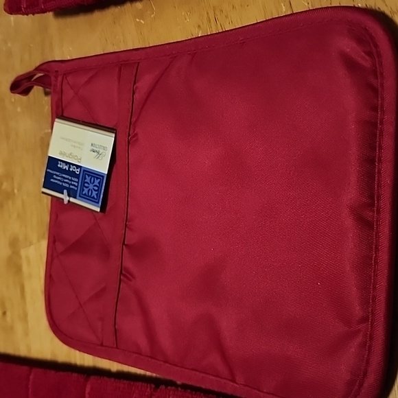 Kitchen set - Picture 3 of 6